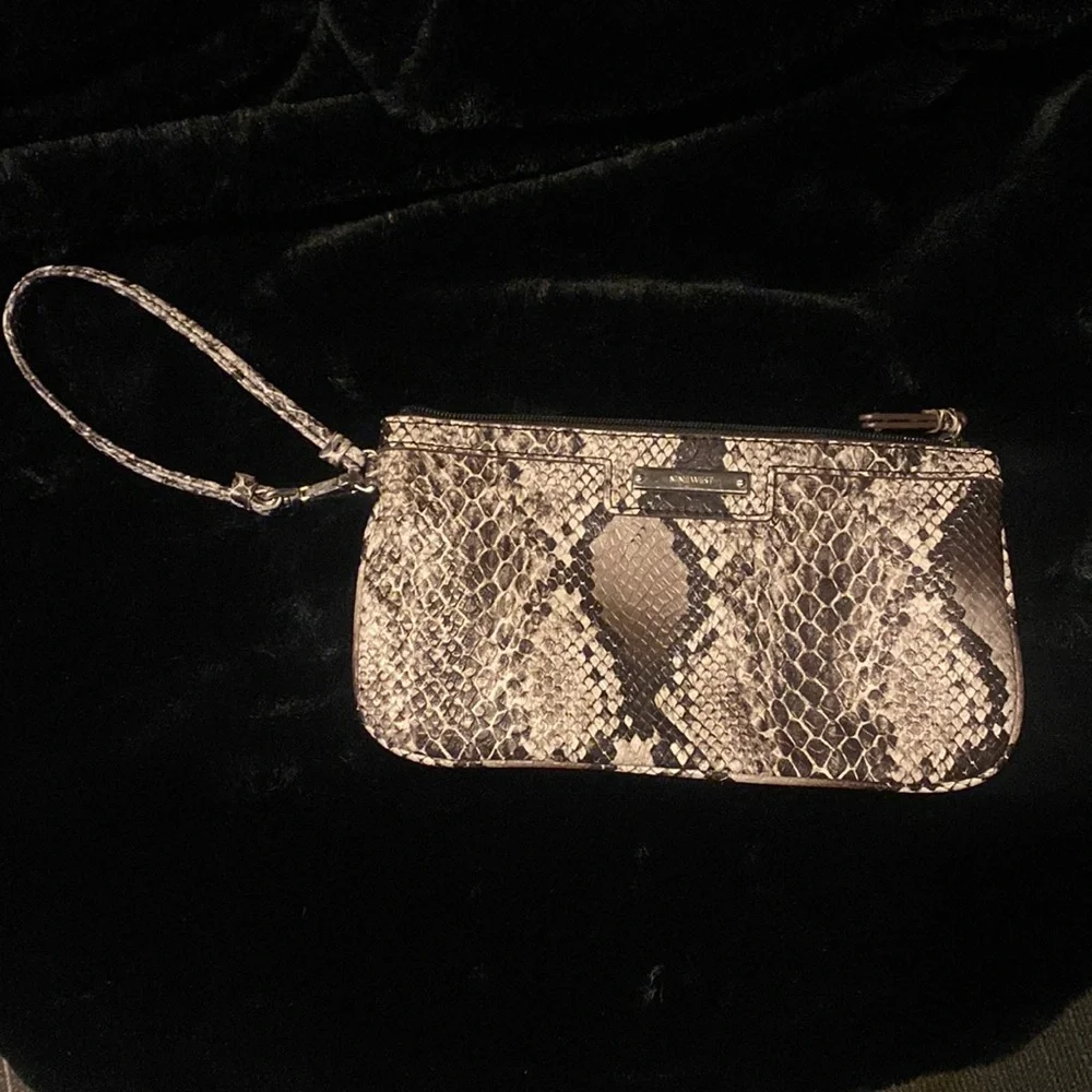 Nine West snakeskin wristlet - Picture 1 of 4